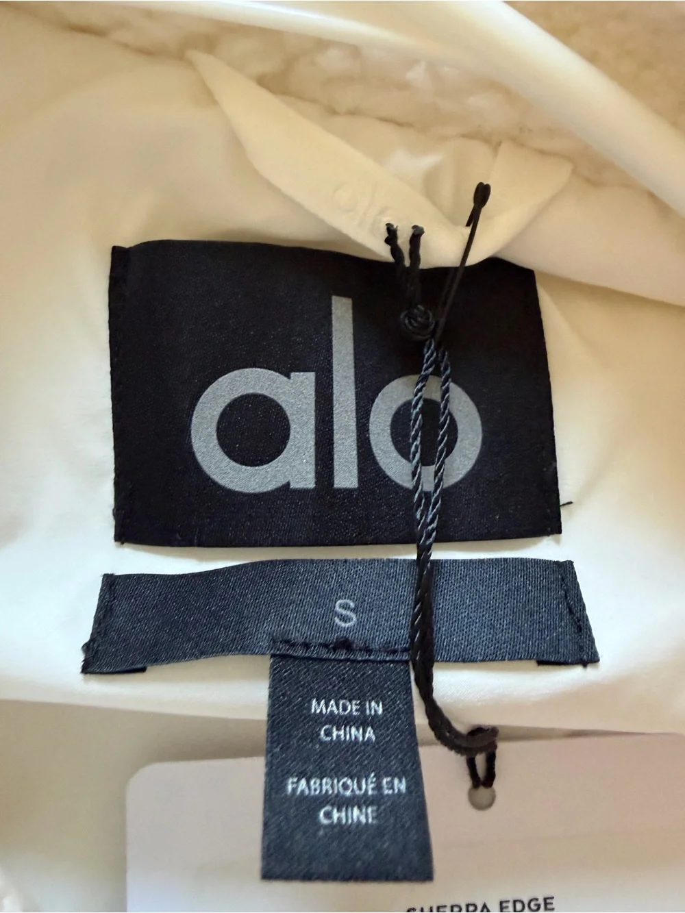 ALO Yoga soft cream